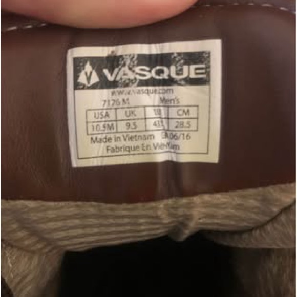 Vasque Brown and Black Boots with High-Top Design and Durable Sole - Picture 4 of 7